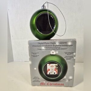 Mr.Christmas Digital Photo Display Ornament